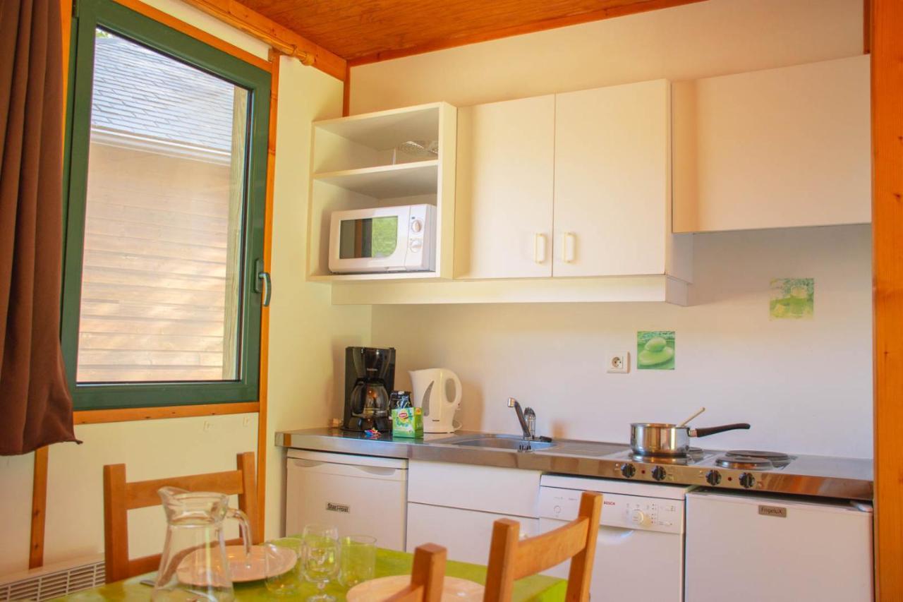 Les Chalets De Booz Saint-Germain-du-Teil Dış mekan fotoğraf