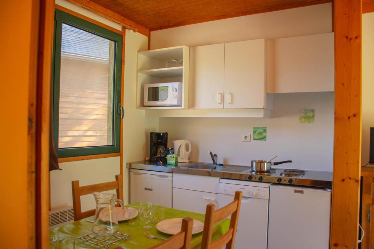 Les Chalets De Booz Saint-Germain-du-Teil Dış mekan fotoğraf