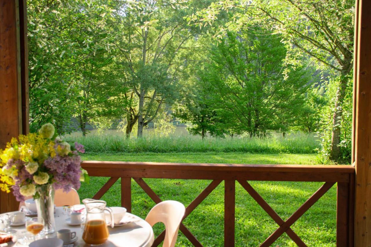 Les Chalets De Booz Saint-Germain-du-Teil Dış mekan fotoğraf