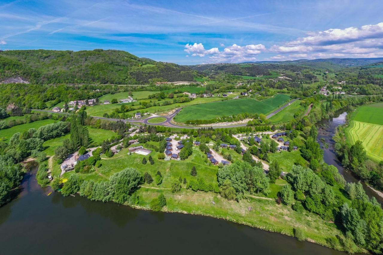 Les Chalets De Booz Saint-Germain-du-Teil Dış mekan fotoğraf