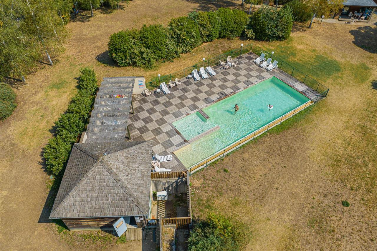 Les Chalets De Booz Saint-Germain-du-Teil Dış mekan fotoğraf